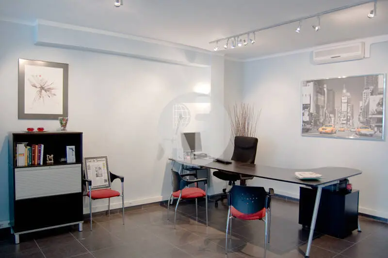 Local comercial en venta en Terrassa, listo para iniciar actividad – 85 m² por 87.000 € - imagen 12