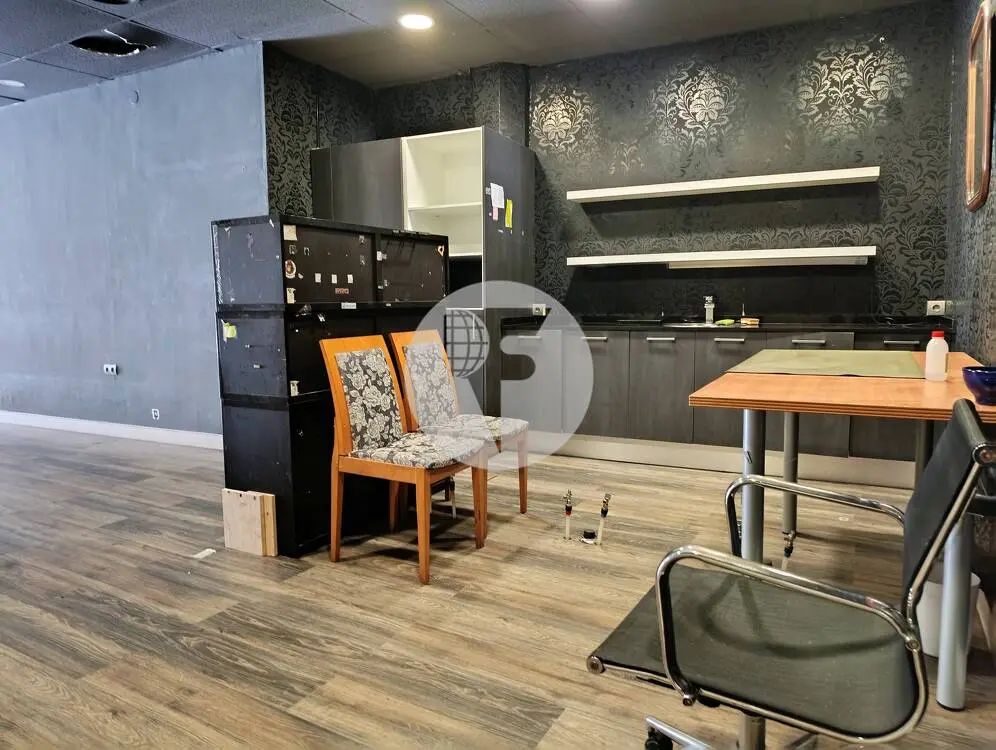 Local comercial de 198 m² en alquiler en Paseo de Sant Joan con Diagonal - imagen 3