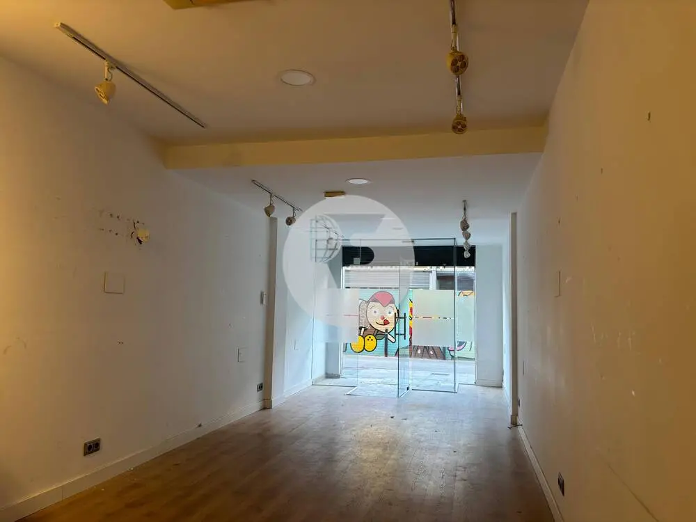 Local comercial de 131 m² en alquiler frente al Mercat de l’Abaceria de Gràcia - imagen 7