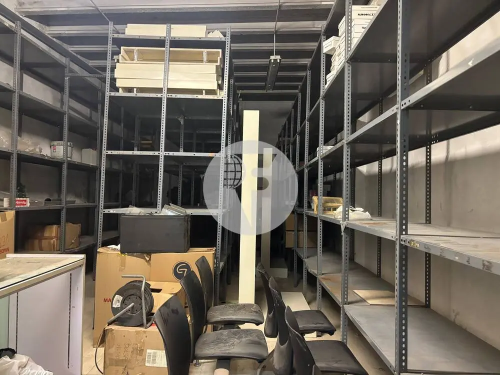 Local comercial de 131 m² en alquiler frente al Mercat de l’Abaceria de Gràcia - imagen 9