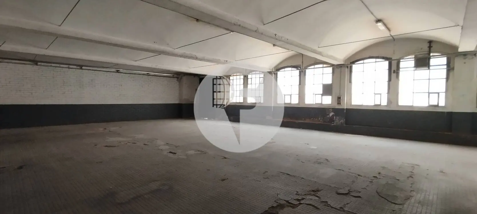 Local comercial de 350 m² en alquiler junto al Passeig del Vint-i-dos de Juliol - imagen 6