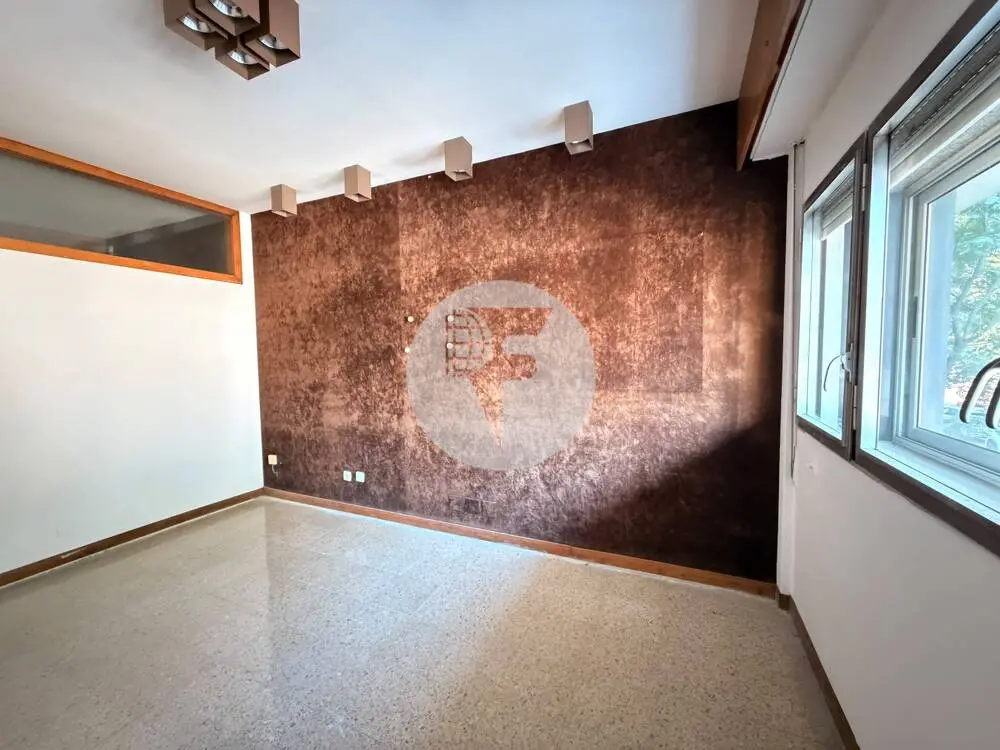 Local de negocio en venta de 117 m² en Barcelona - imagen 18