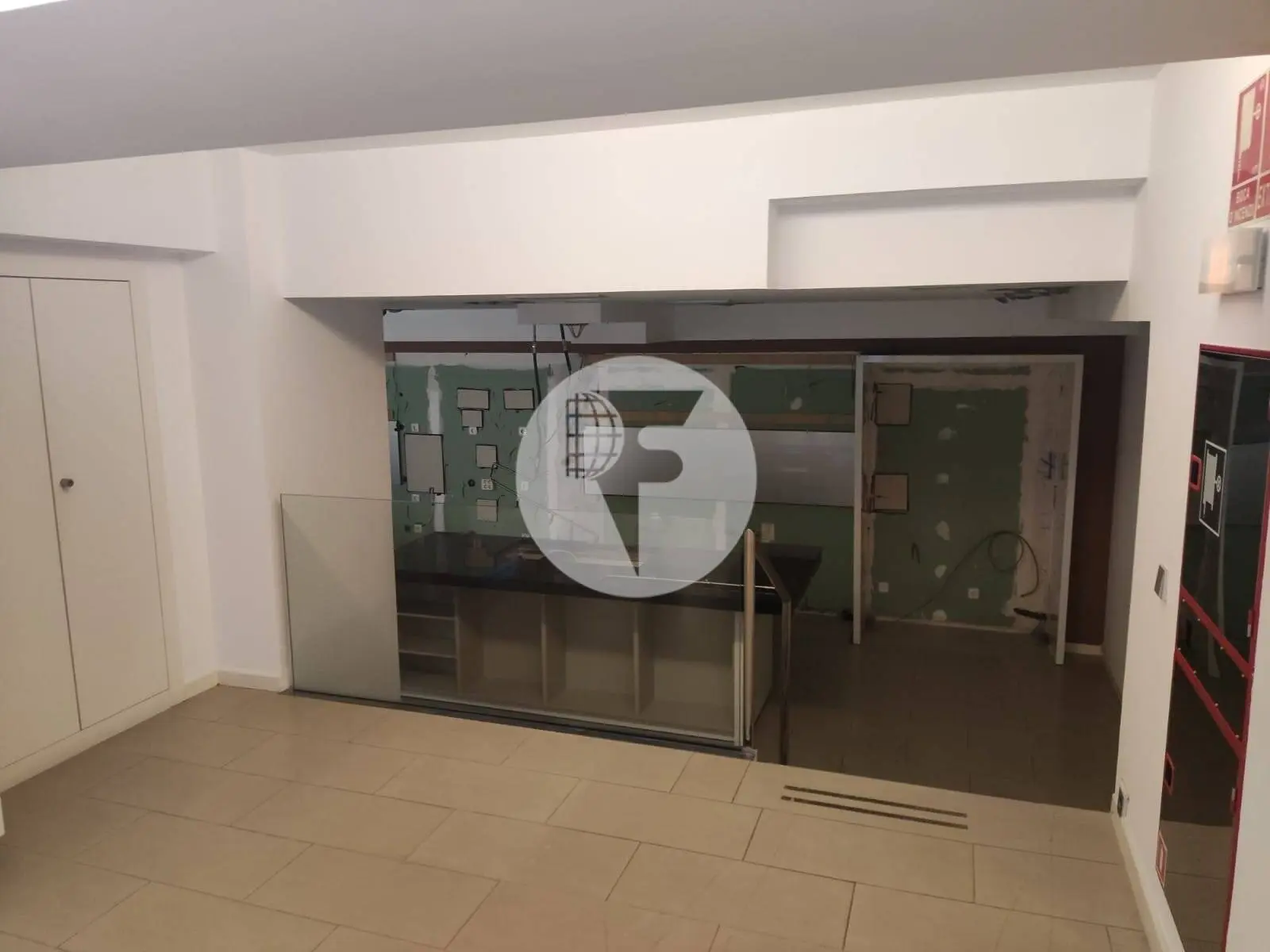 Commercial premises available in Via Augusta. Barcelona IE-216225 21