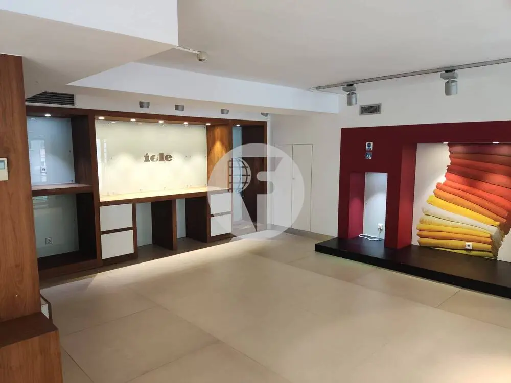 Commercial premises available in Via Augusta. Barcelona IE-216225 16