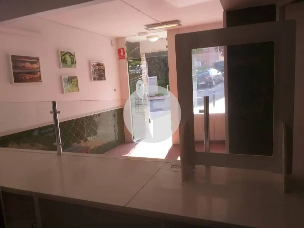 Corner commercial premises located in Granollers, Barcelona. IE-209733 2