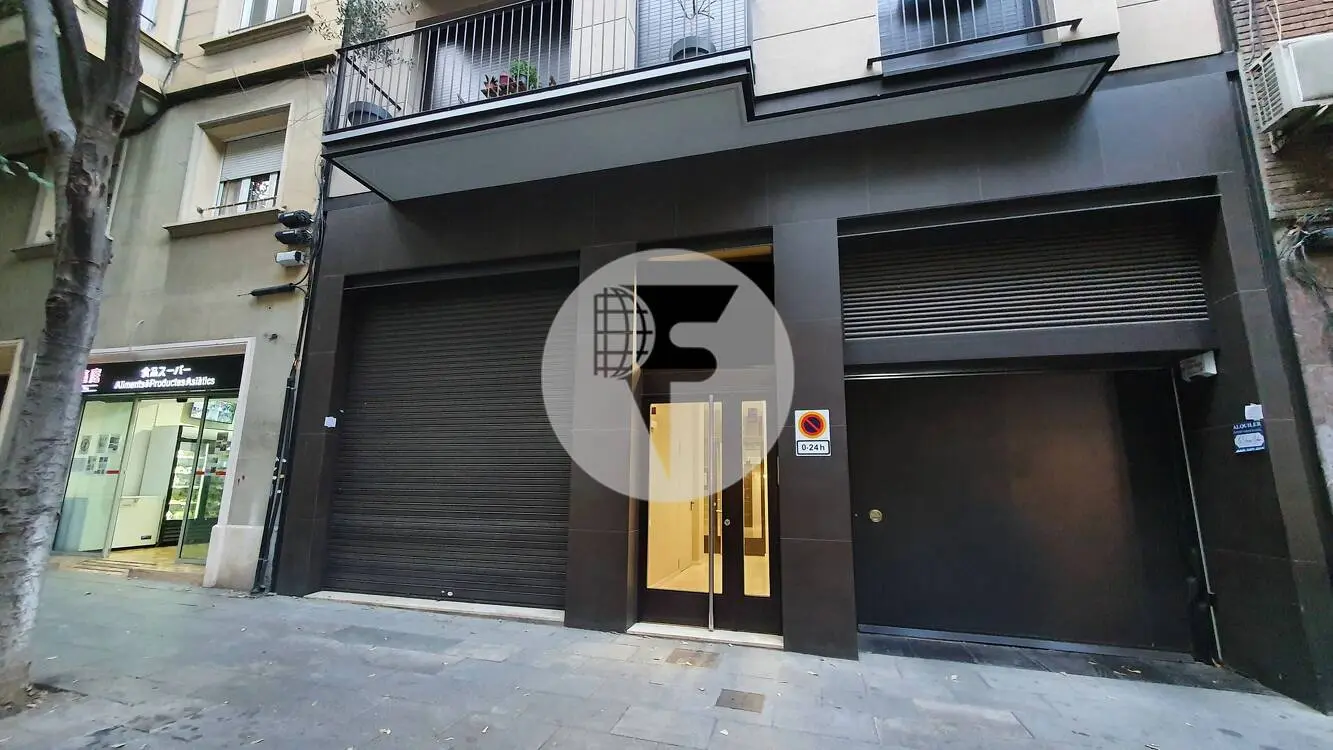 Commercial premises available in the district of Sant Martí, in the neighborhood of Camp de l'Arpa. Barcelona. IE-221547 1