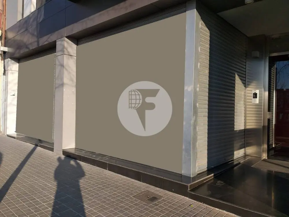 Commercial premises located a few meters from Girona street. Granollers. Barcelona. 2