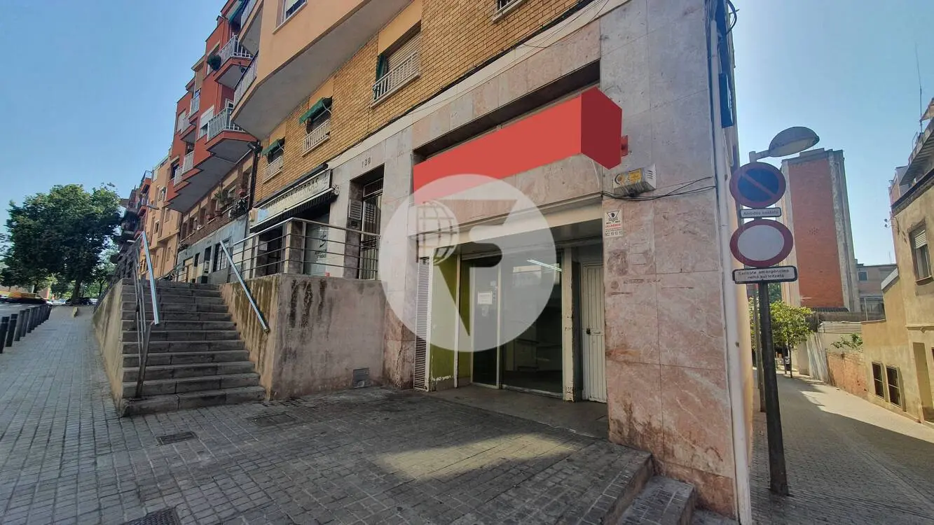 Local comercial en Rendabilitat a Nou Barris, Barcelona. COD. IE-220281 1