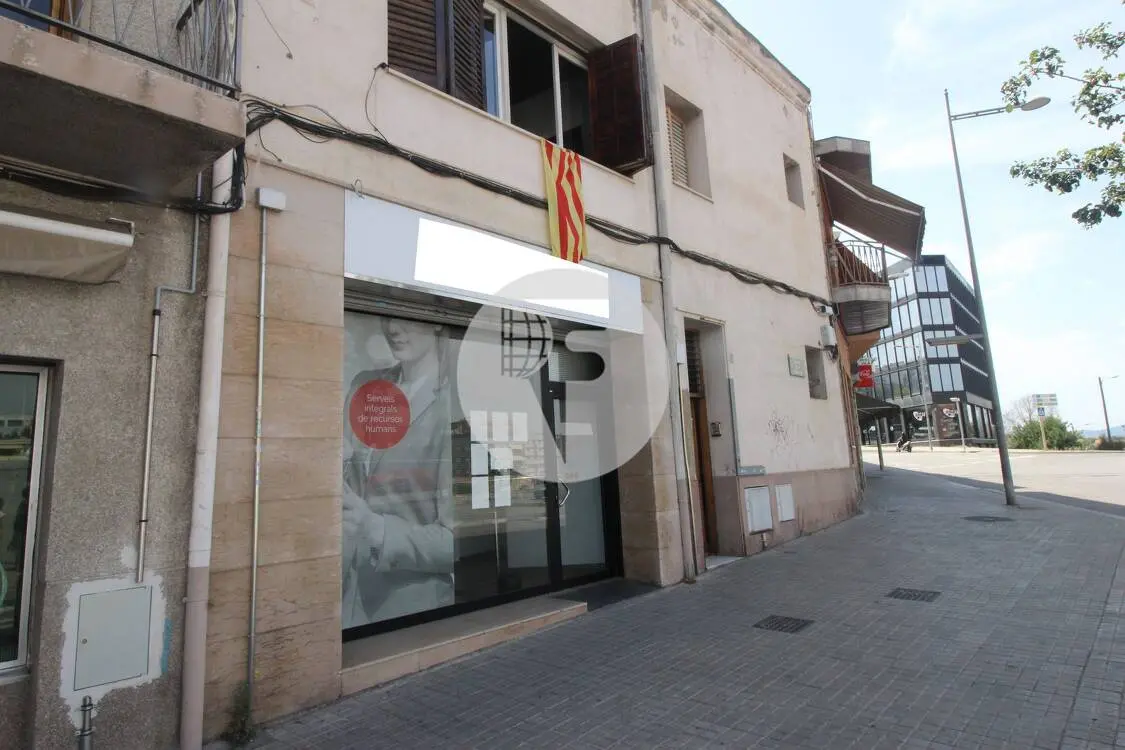 Local comercial en rendibilitat a Granollers, Barcelona. IE-222757 1