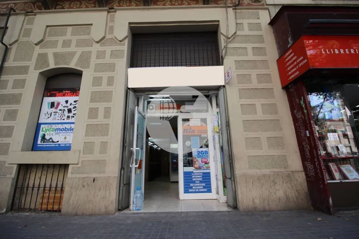 Local comercial en rentabilidad en la Ronda Sant Pau. Barcelona. IE-212521 1