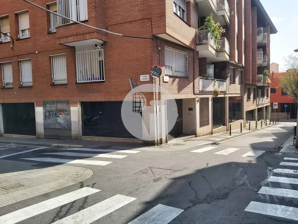 Corner commercial premises in profitability located in the district of Sarrià-Sant Gervasi, in the neighborhood of Putxet i Farró. IE-212648 1