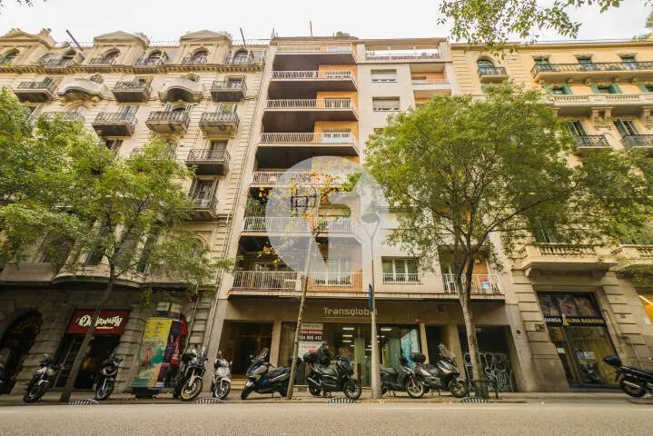 Local office implanted for rent a few meters from Paseo de Gracia. Barcelona. IE-223254 17