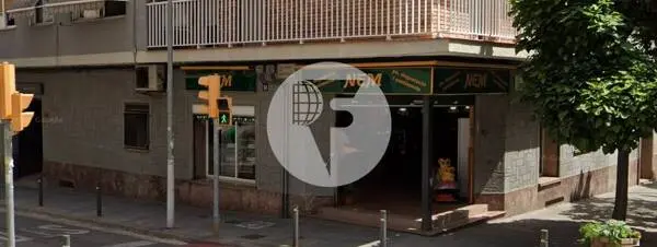 Local comercial de 544 m² amb 25 m de façana a Sant Boi de Llobregat