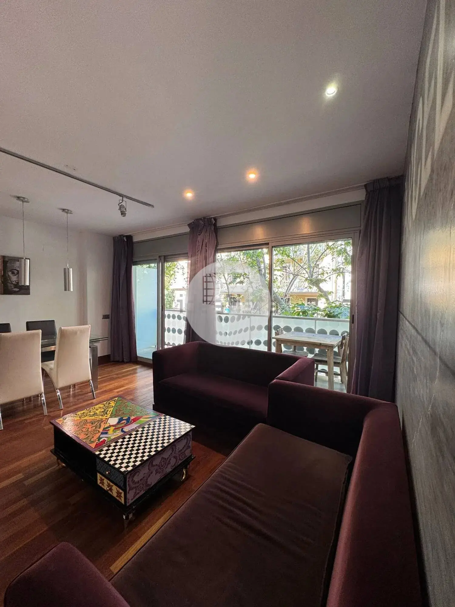 Piso de 3 habitaciones con balcón en el Eixample - imagen 8