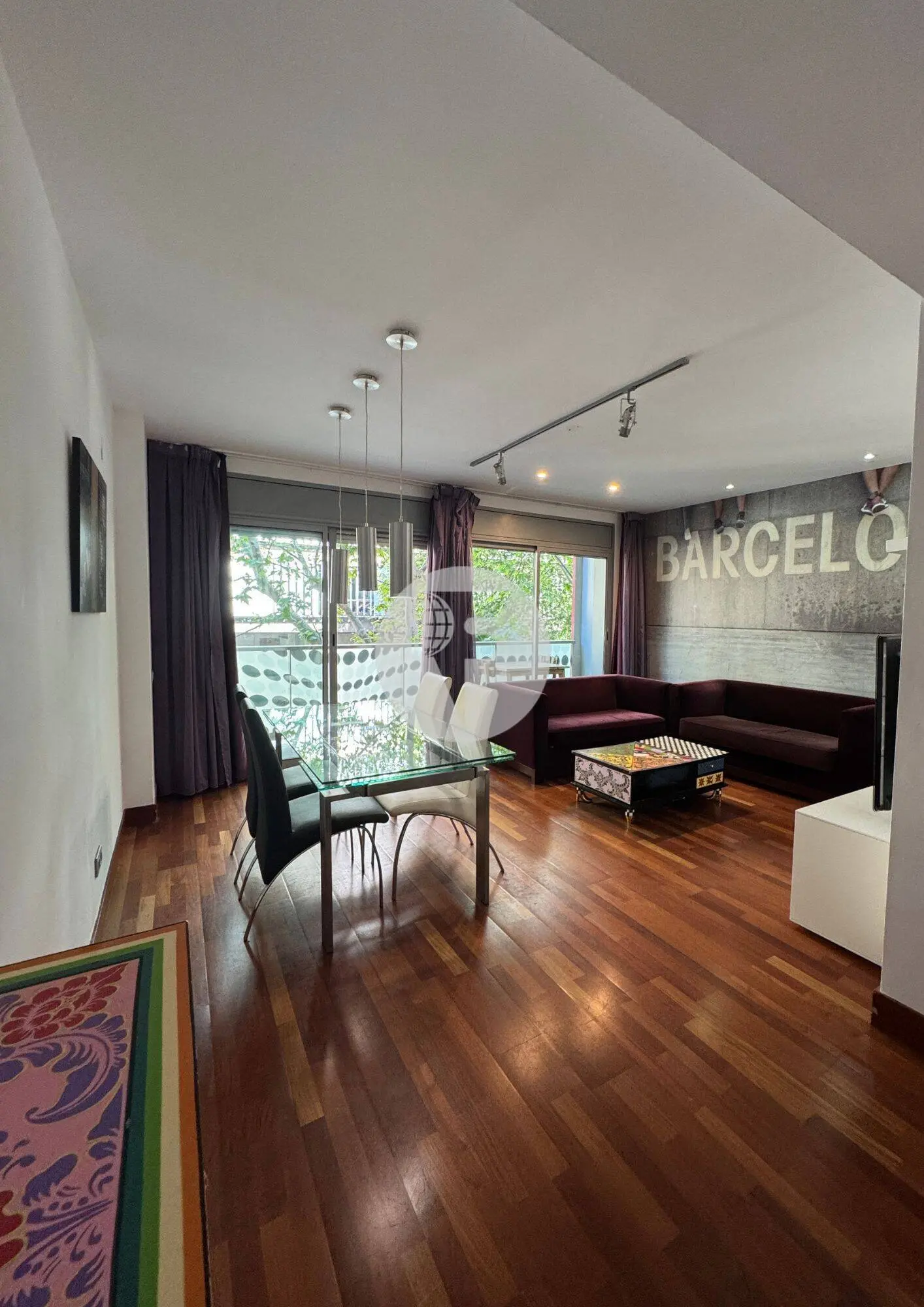 Piso de 3 habitaciones con balcón en el Eixample - imagen 7
