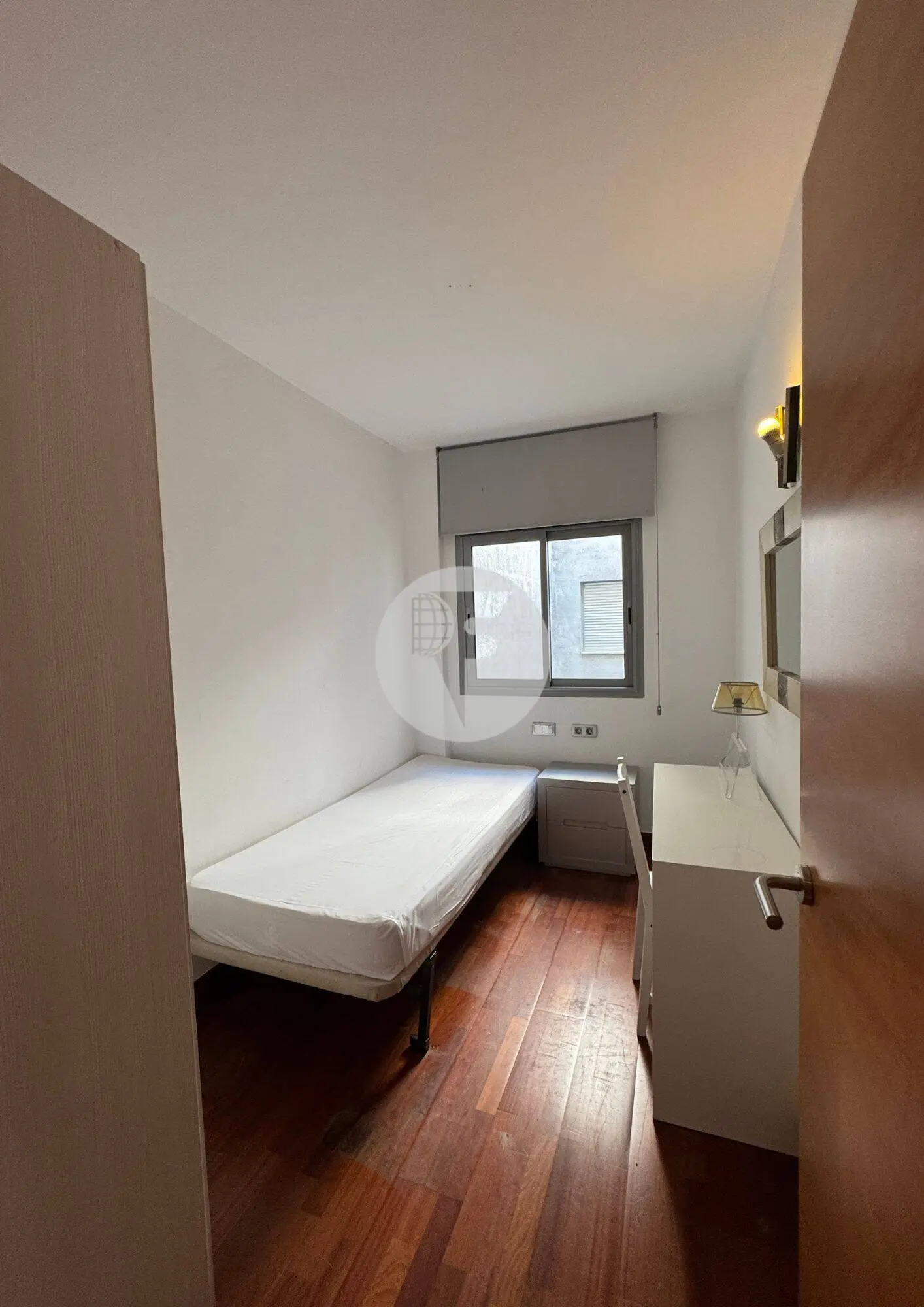 Piso de 3 habitaciones con balcón en el Eixample - imagen 12