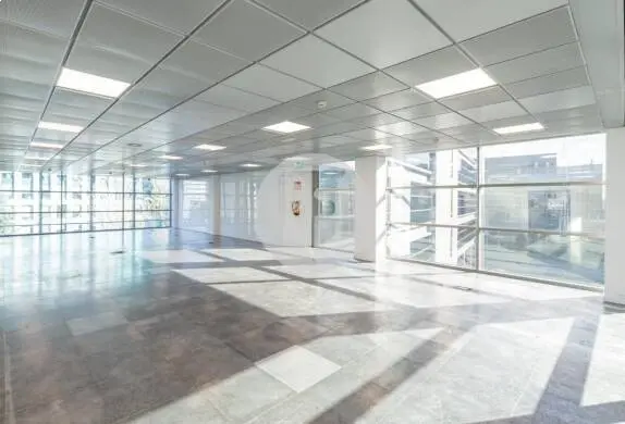 Oficina alquiler Madrid – Calle Torrelaguna. - imagen 6