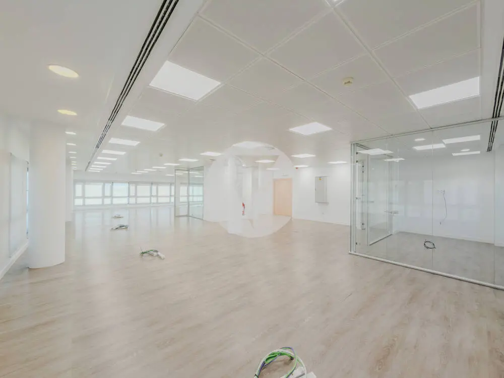 Oficina alquiler Madrid. Calle Santa Leonor – Distrito Madbit. - imagen 15