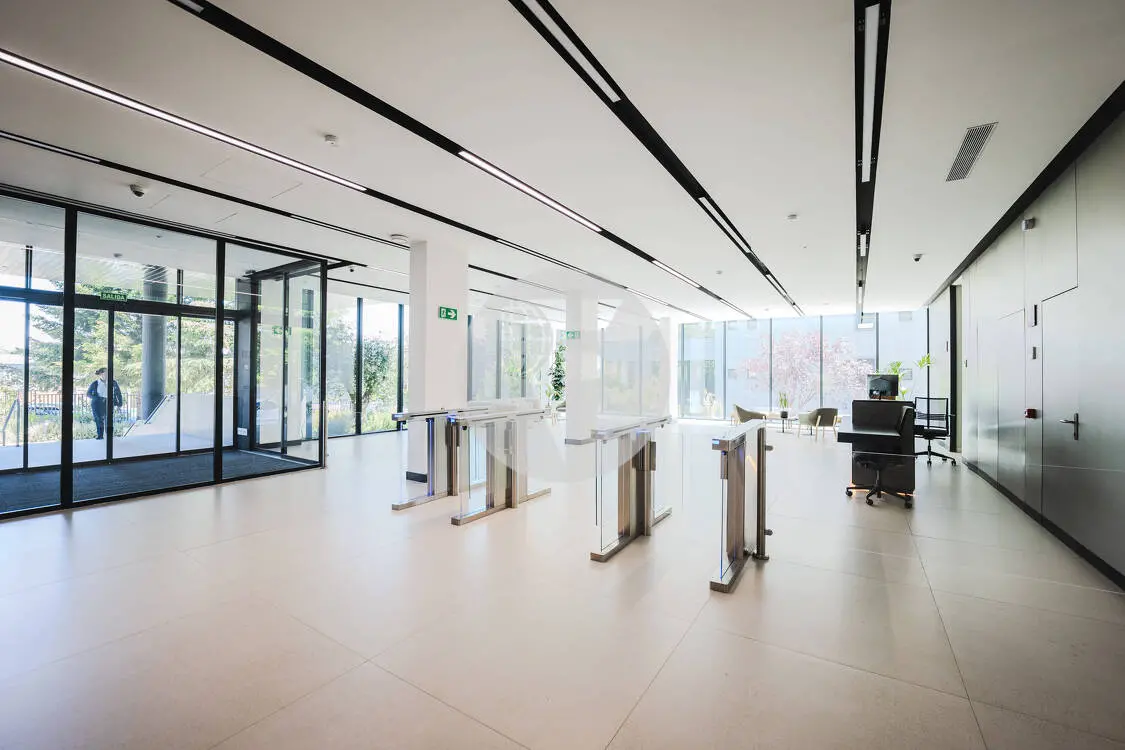 Oficina alquiler Madrid – Ed. Connecta – Calle Josefa Valcárcel - imagen 3
