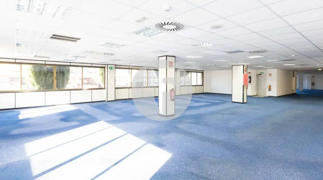 Alquiler edificio de oficinas en calle La Granja, Alcobendas - imagen 4