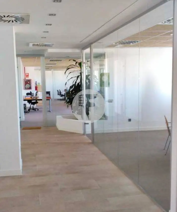 Oficina en alquiler en edificio exclusivo en Fuencarral, Madrid - imagen 3