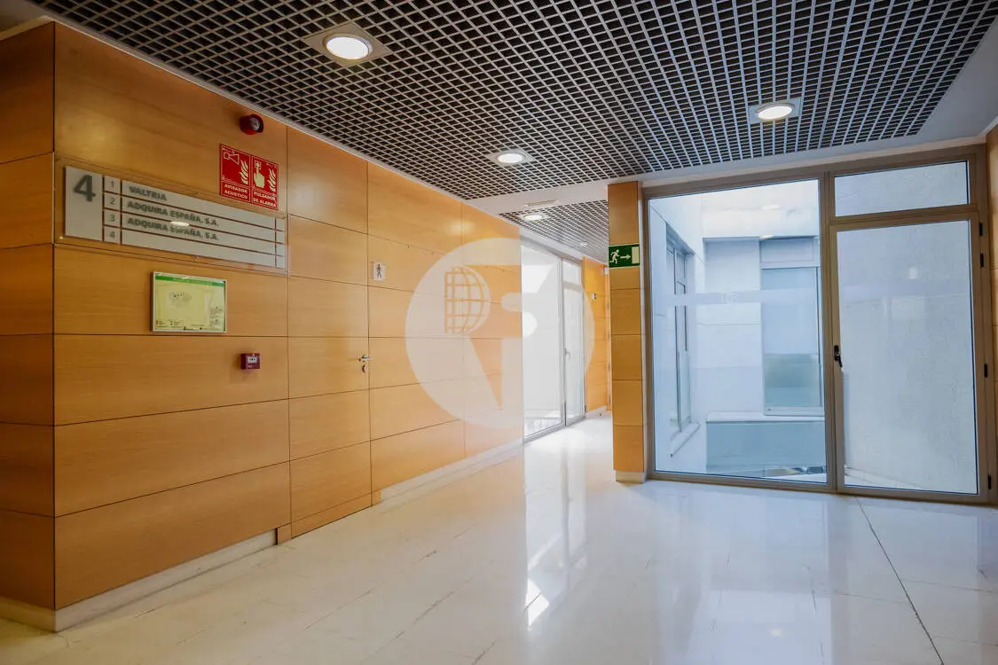 Office for rent in Madrid. Julian Camarillo Street - San Blas. 13