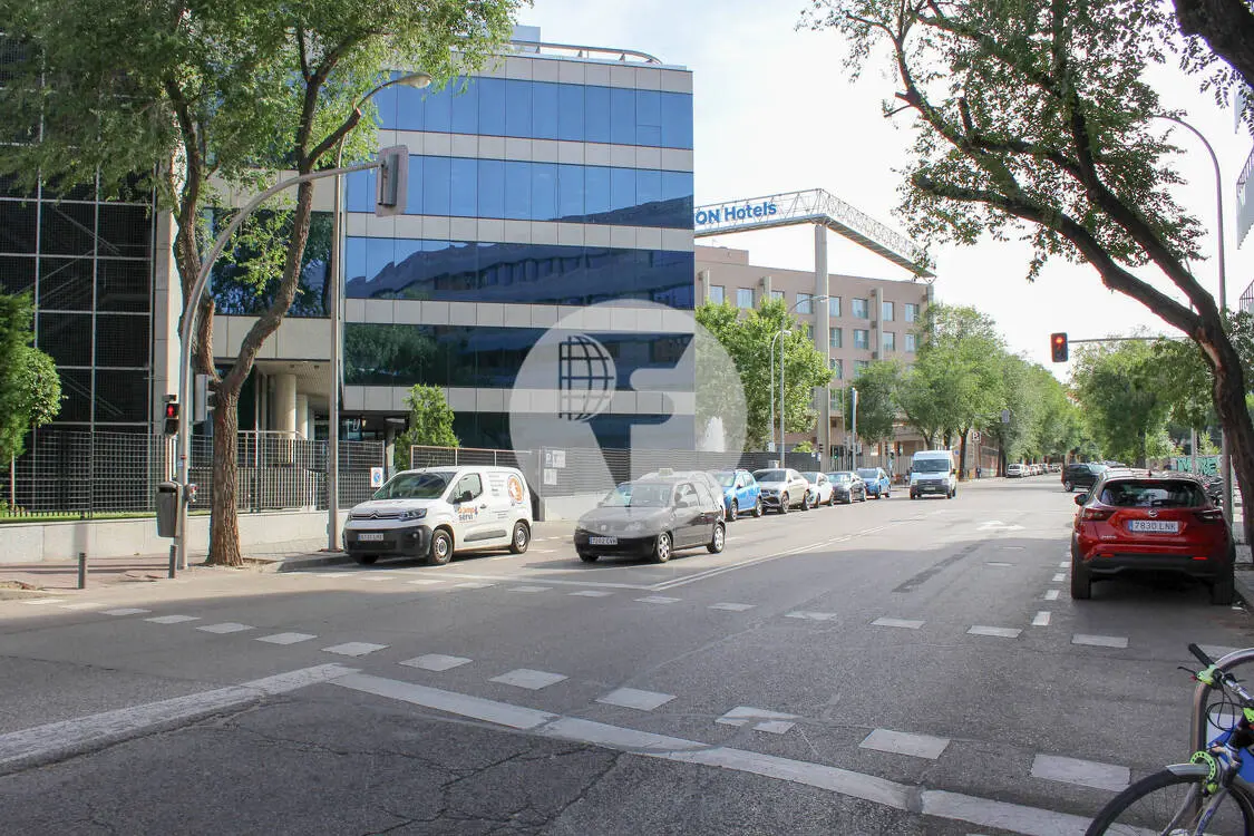 Office for rent in Madrid. Julian Camarillo Street - San Blas. 19