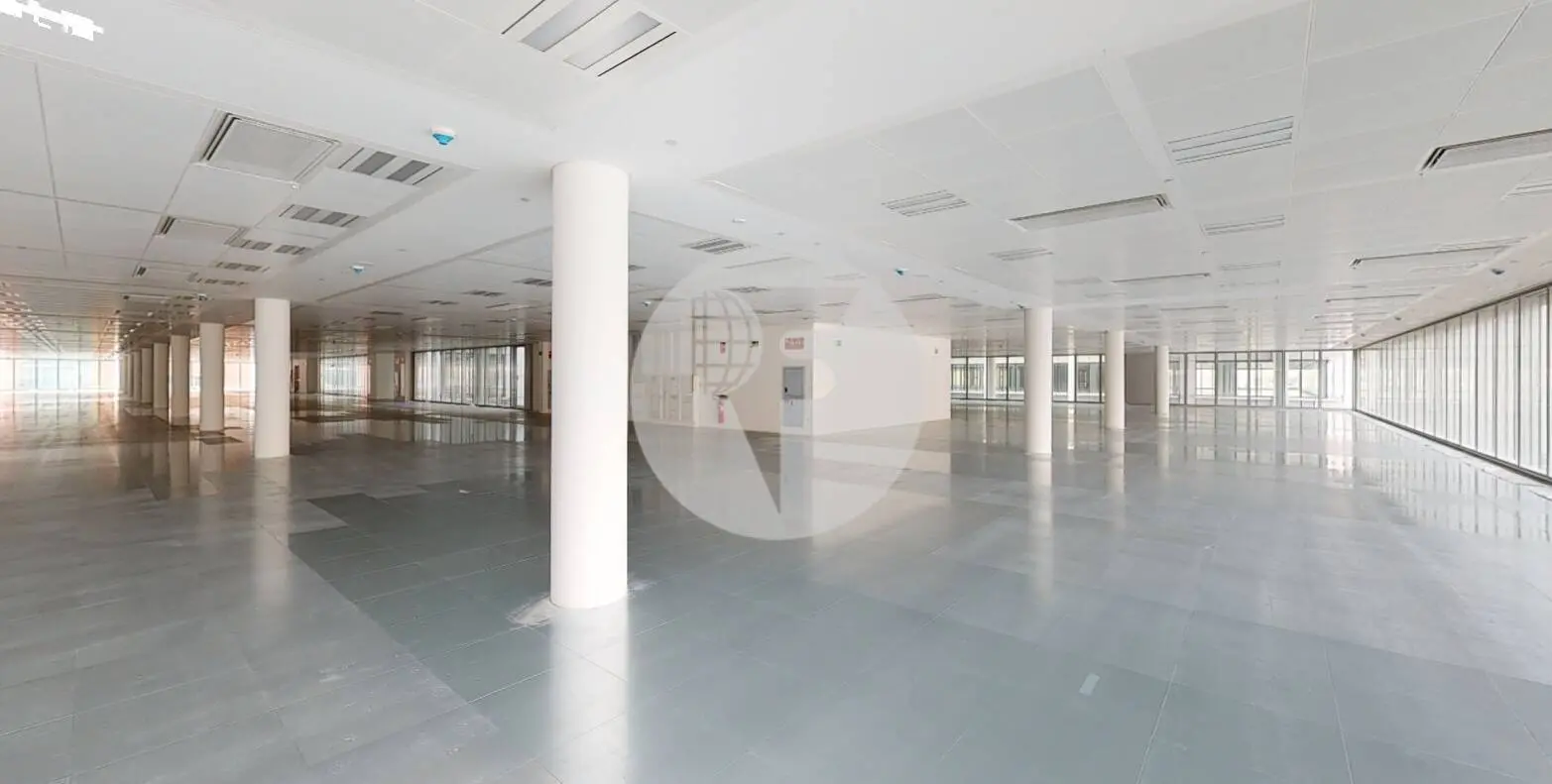 Alquiler oficina Madrid. Calle Julián Camarillo – Madbit - imagen 6