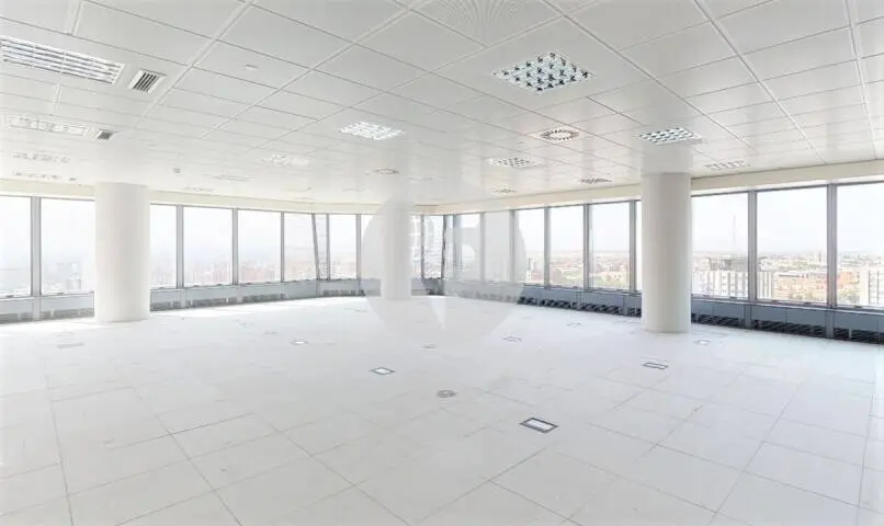 Office rental in Madrid. Crystal Tower. 2