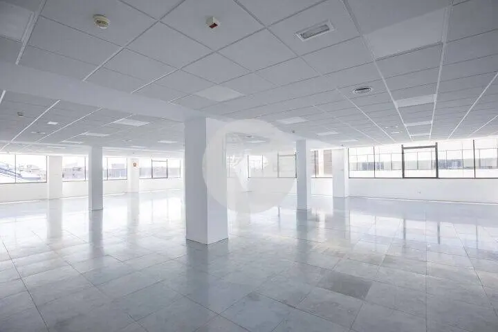 Rent office in Madrid. Manoteras Avenue. 2