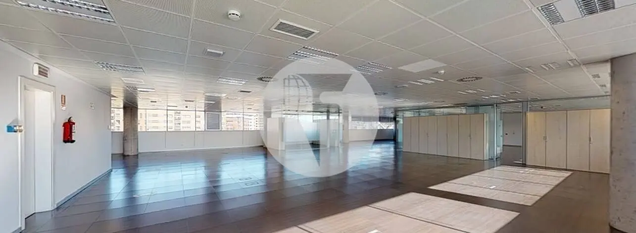 Oficina impecable en alquiler en la calle Puerto de Somport,Las Tablas – Madrid. - imagen 4