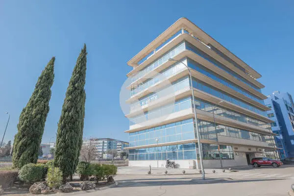Oficina alquiler Madrid. Av. Sur del Aeropuerto de Barajas. Eisenhower.