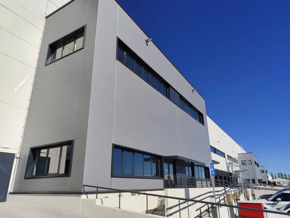 3,115 m² logistics warehouse for rent - Villaverde, Madrid. 8