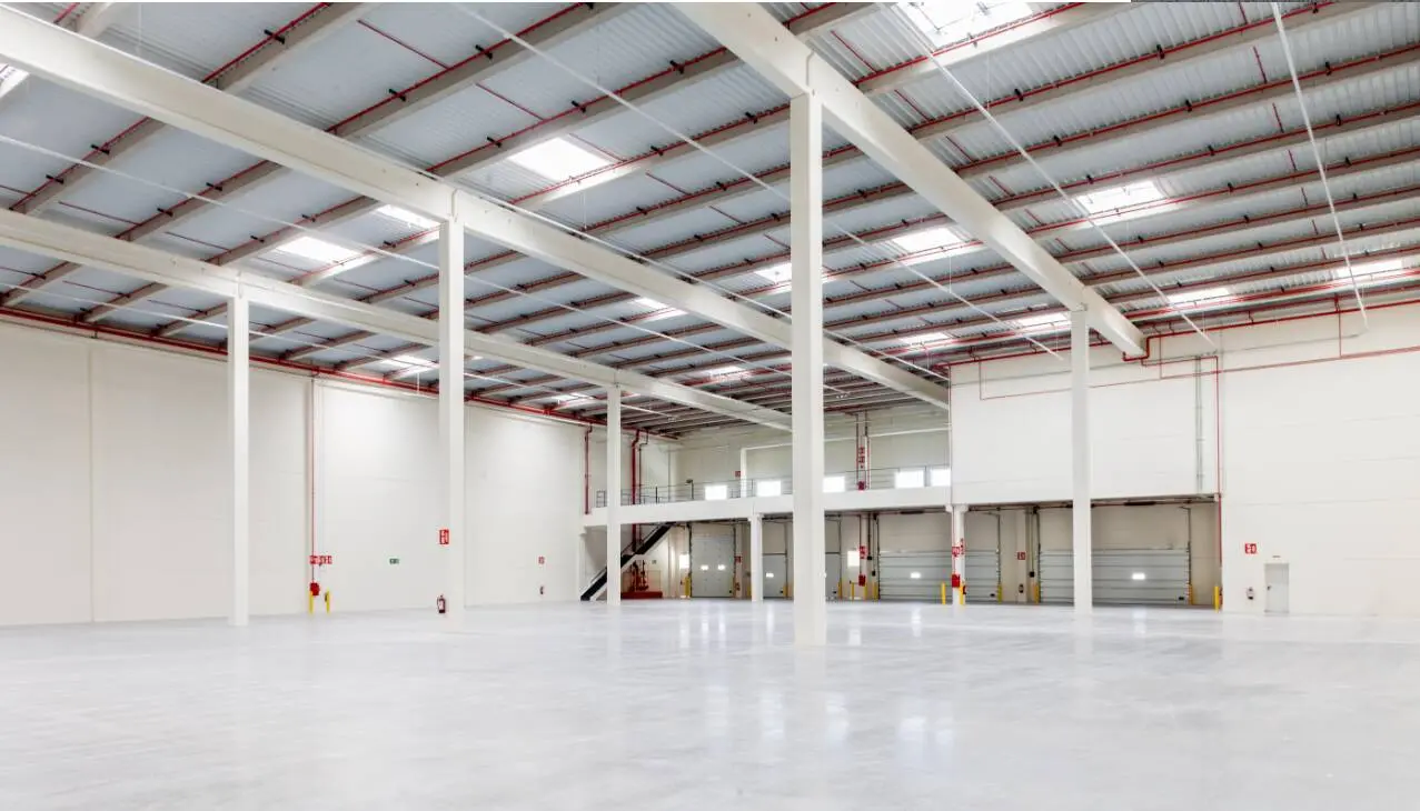Logistics warehouse for rent of 3,448 m² - Villaverde, Madrid. 3