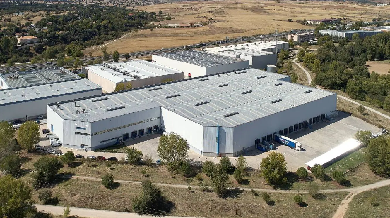 20,468 m² logistics warehouse for rent - Leganes, Madrid 