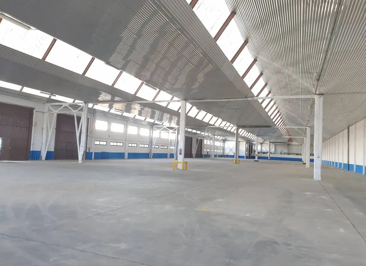 Nave industrial en alquiler de 3.375 m² – San Agustin de Guadalix, Madrid.