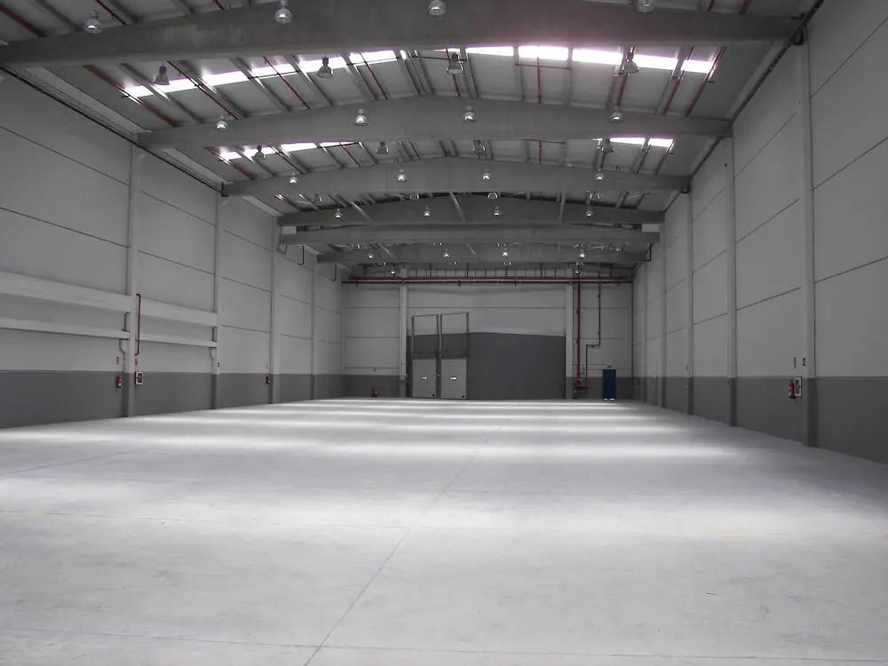 Nave logística en alquiler de 5.430 m² – Pinto, Madrid