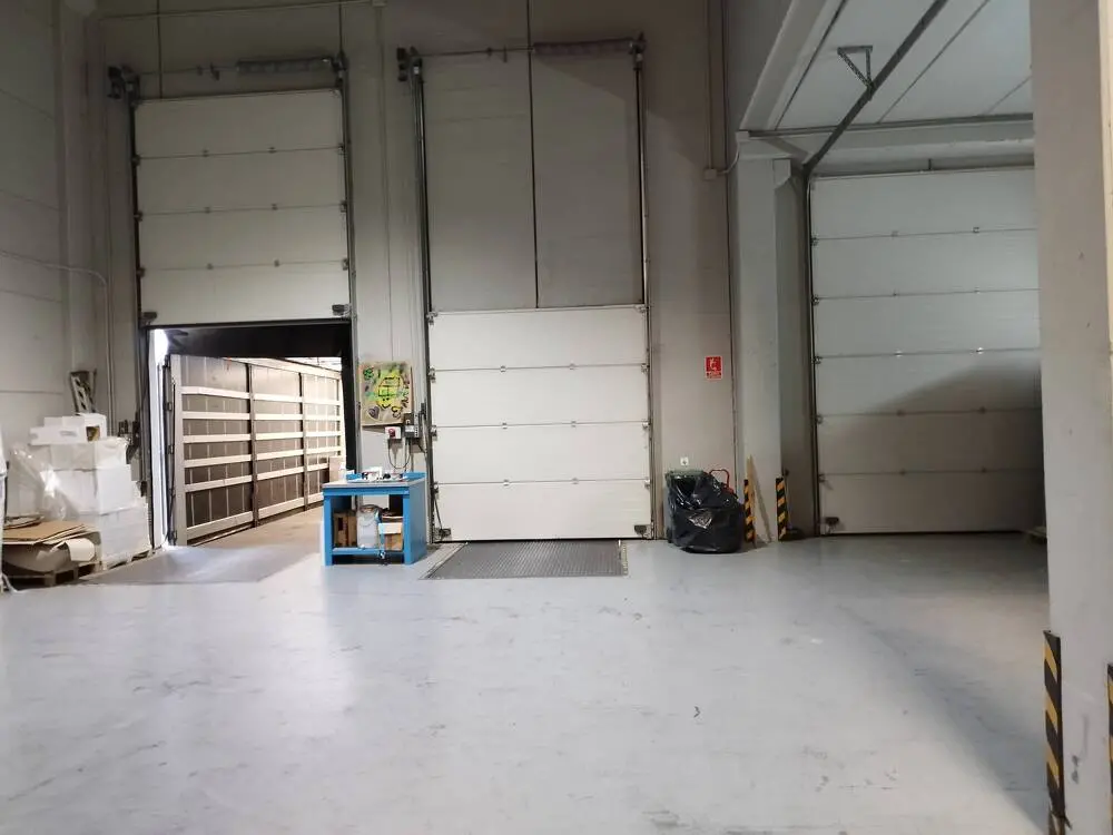Nave logística en venta de 995 m² – San Fernando de Henares, Madrid - imagen 2