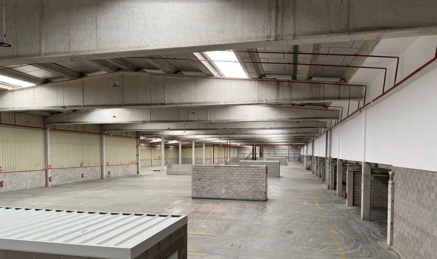 Nave logística en venta o alquiler de 15.610 m² – San Agustin de Guadalix. - imagen 2