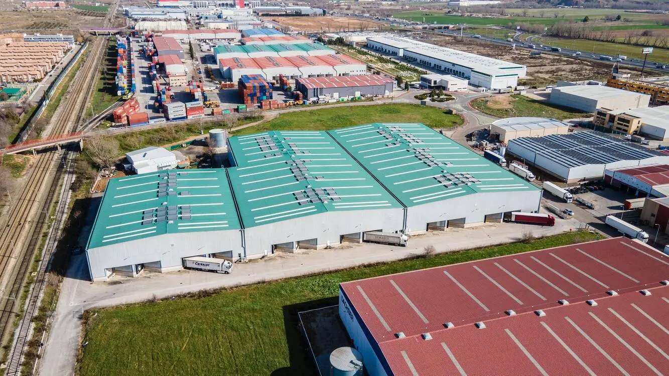 Logistics warehouse for rent of 16,259 m² - Azuqueca de Henares, Guadalajara. 2
