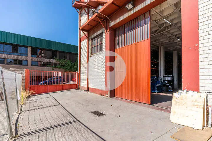 Nave industrial en venta o alquiler de 3.002 - Carabanchel, Madrid. 24