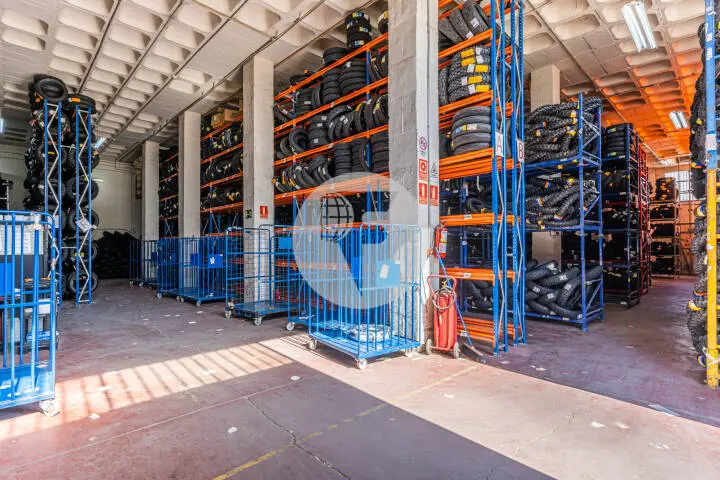 Industrial warehouse for sale or rent of 3,002 - Carabanchel, Madrid. 7