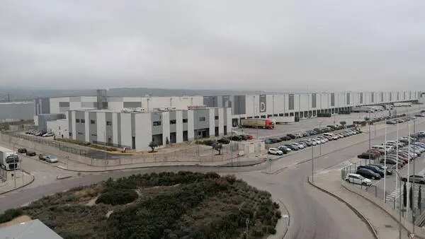 Logistics warehouse for rent of 39.359 m² - Cabanillas del Campo, Guadalajara.