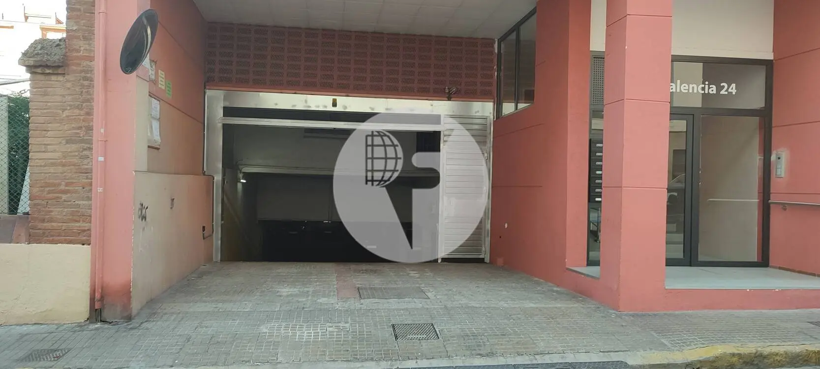 Oportunidad parking en C/Valencia 2