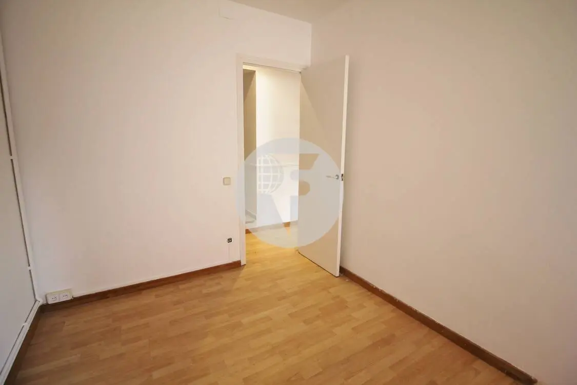 Ground floor apartment of 83 m² in the center of Vallromanes 6