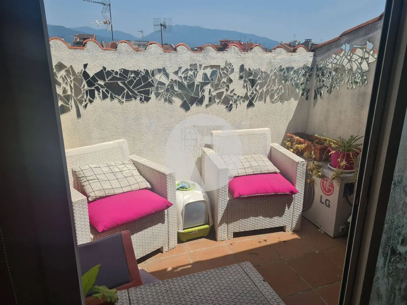 Charming duplex, very bright, with sunlight throughout the day in Llinars del Vallès. 