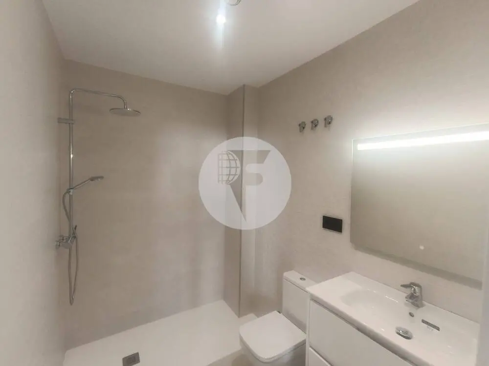 Ground floor of 92 m² in the center of Granollers. 9