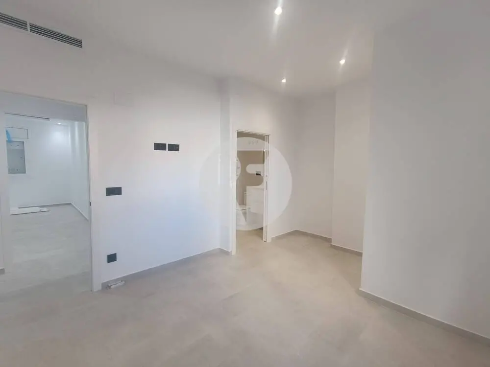 Ground floor of 92 m² in the center of Granollers. 8