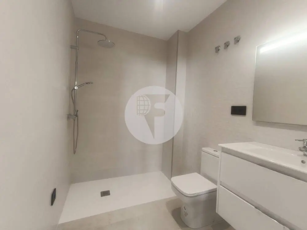 Ground floor of 92 m² in the center of Granollers. 10