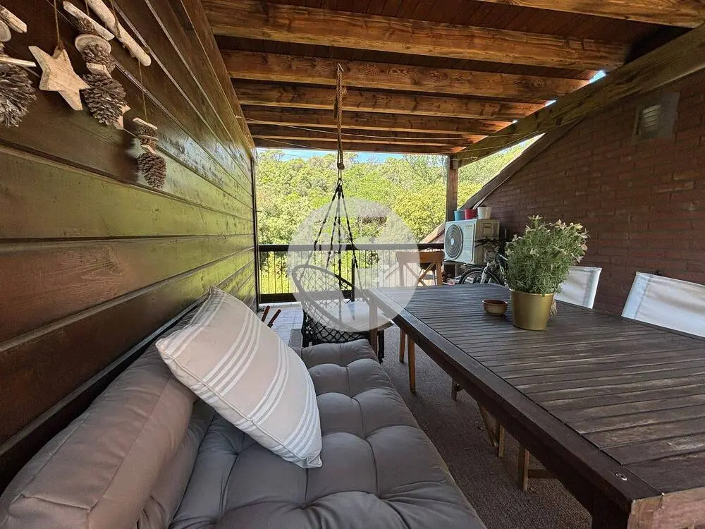Encantadora Casa Unifamiliar Rodeada de Naturaleza en L’Ametlla del Vallès - imagen 4